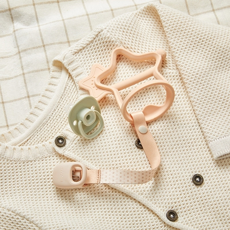 Moyuum Pacifier and Teether Clip