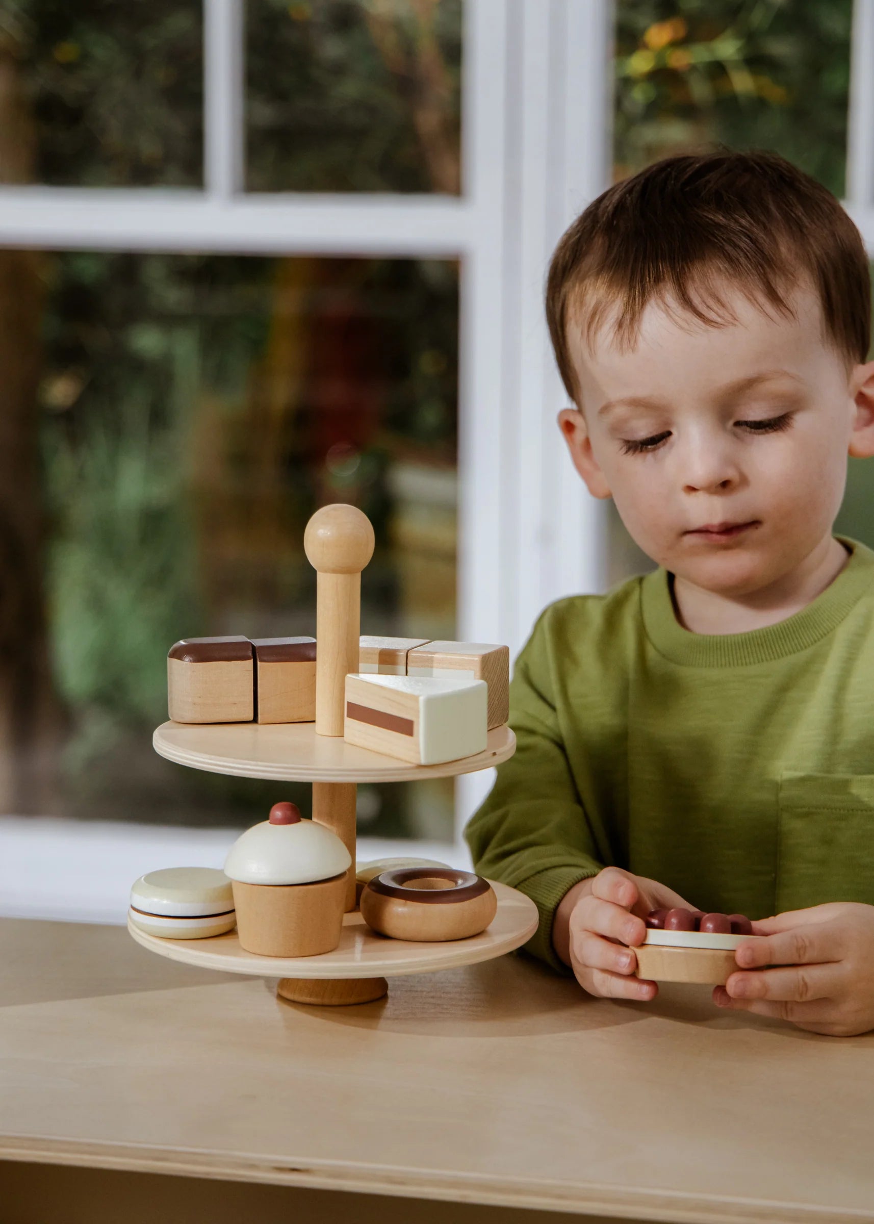 COCO VILLAGE Wooden Desserts Tower