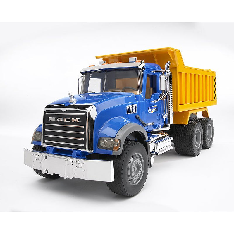 Bruder 02815 MACK Granite Dump Truck