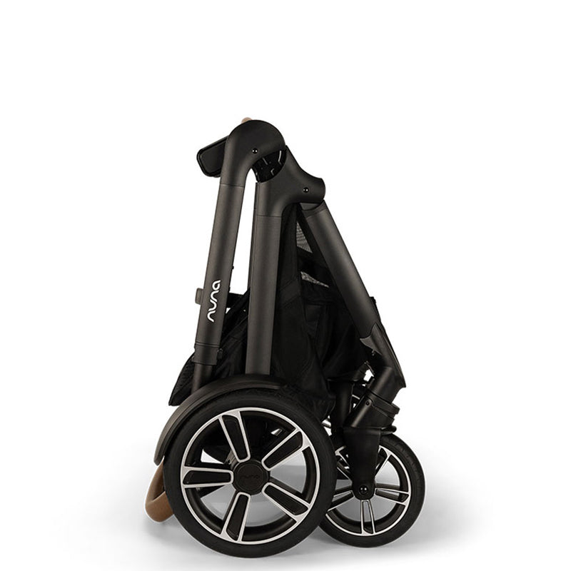 Nuna Demi next + PIPA urbn Travel System