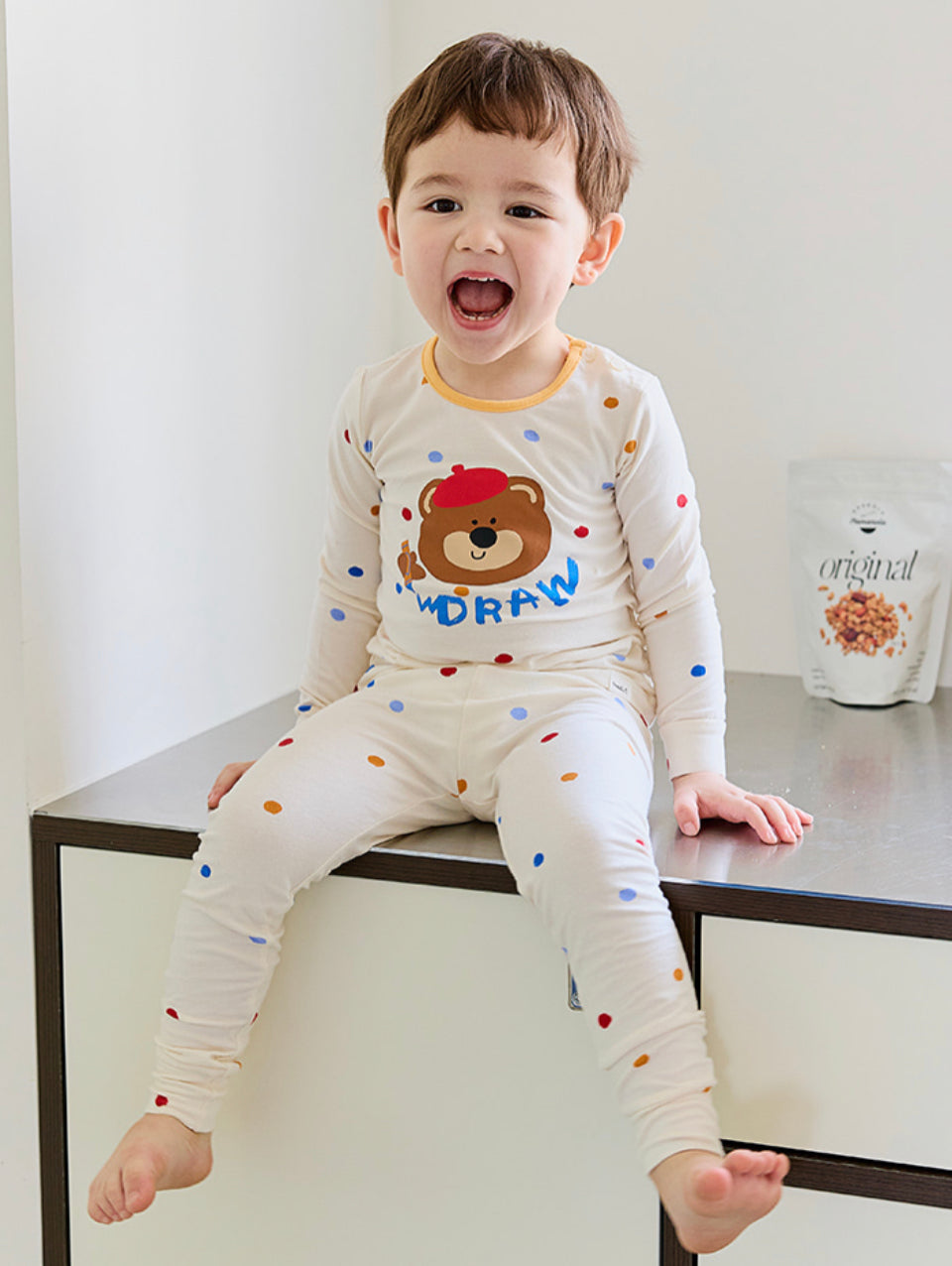 Single Spandex Fabric Pajamas set-Bear drawing